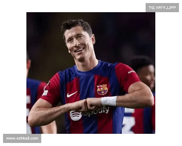 莱万佩德里费尔明三大球星亮相韩国签名会吸引超千人到场热情互动