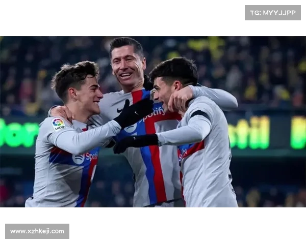 莱万佩德里费尔明三大球星亮相韩国签名会吸引超千人到场热情互动